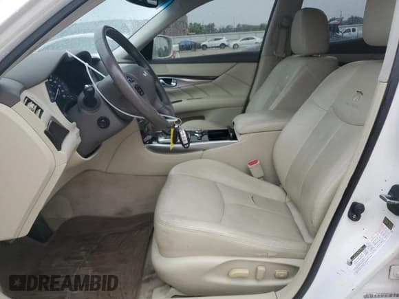 ✅ 2013 Infiniti M • VIN: JN1AY1AR0DM590105 • Lot: 65090615. Wystawiony na Copart z przebiegiem 173 368 mil. Bezpłatny archiwum sprzedaży aukcyjnych z USA i szczegółowy raport historii pojazdu na DreamBid. Zdjęcie 7.