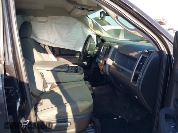 ✅ 2016 Ram 1500 Tradesman • VIN: 3C6RR6KT8GG119032 • Lot: 43789210. Listed on IAAI with 220,168 mi. Free auction sales archive from the USA and detailed vehicle history report at DreamBid. Image 5.