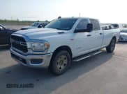 ✅ 2019 Ram 2500 Tradesman • VIN: 3C6UR4HJXKG720696 • Lot: 42132044. Wystawiony na IAAI z przebiegiem 120 211 mil. Bezpłatny archiwum sprzedaży aukcyjnych z USA i szczegółowy raport historii pojazdu na DreamBid. Zdjęcie 2.