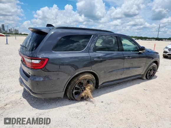 ✅ 2023 Dodge Durango R/T Plus • VIN: 1C4SDHCT7PC668212 • Лот: 62421975. Опубликован ранее на Copart с пробегом 23 178 миль. Бесплатный доступ к архиву аукционных продаж из США и подробный отчёт об истории автомобиля на DreamBid. Изображение 3.