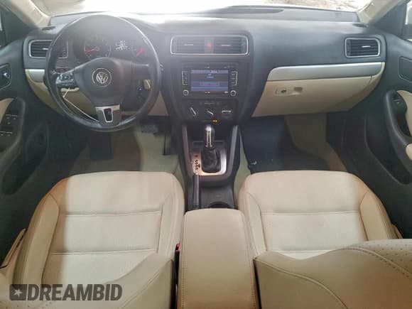 ✅ 2013 Volkswagen Jetta SE • VIN: 3VWDP7AJ5DM438624 • Lot: 94568665. Listed on Copart with 163,247 mi. Free auction sales archive from the USA and detailed vehicle history report at DreamBid. Image 8.