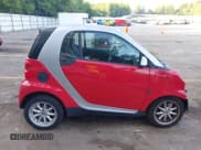 ✅ 2009 Smart fortwo Pure • VIN: WMEEJ31X19K237406 • Lot: 42813550. Listed on IAAI with 50,254 mi. Free auction sales archive from the USA and detailed vehicle history report at DreamBid. Image 14.