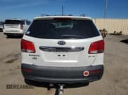 ✅ 2012 Kia Sorento EX • VIN: 5XYKUDA23CG229078 • Lot: 89669735. Listed on Copart with 168,259 mi. Free auction sales archive from the USA and detailed vehicle history report at DreamBid. Image 6.