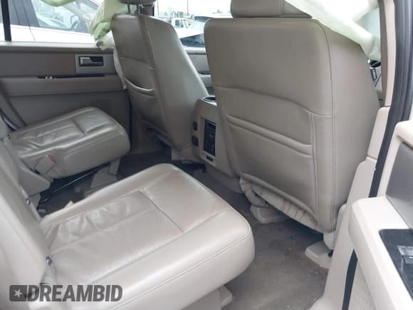 ✅ 2013 Ford Expedition Limited • VIN: 1FMJU1K50DEF11168 • Lot: 41193427. Listed on IAAI with 136,831 mi. Free auction sales archive from the USA and detailed vehicle history report at DreamBid. Image 8.