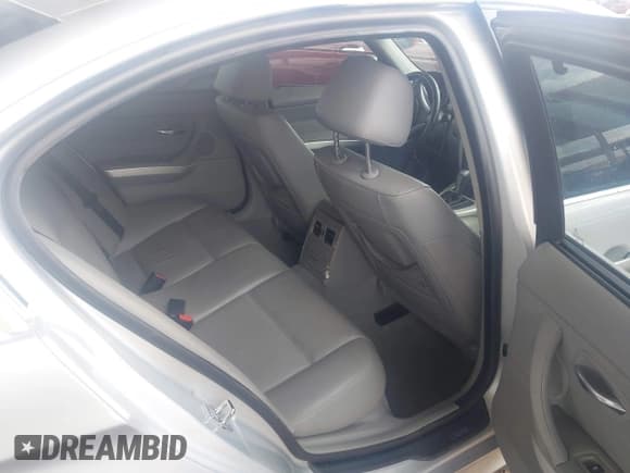 ✅ 2008 BMW 3 Series 335i • VIN: WBAVB73588VH25201 • Lot: 42225439. Listed on IAAI with 152,788 mi. Free auction sales archive from the USA and detailed vehicle history report at DreamBid. Image 8.