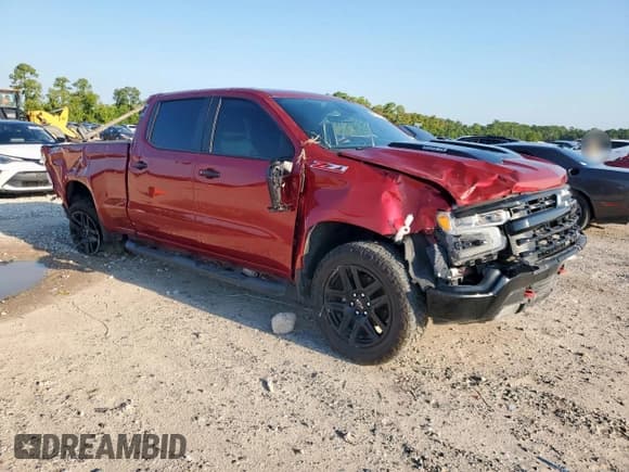 ✅ 2022 Chevrolet Silverado 1500 LT Trail Boss • VIN: 3GCUDFET5NG553063 • Lot: 69276765. Wystawiony na Copart z przebiegiem 93 125 mil. Bezpłatny archiwum sprzedaży aukcyjnych z USA i szczegółowy raport historii pojazdu na DreamBid. Zdjęcie 4.