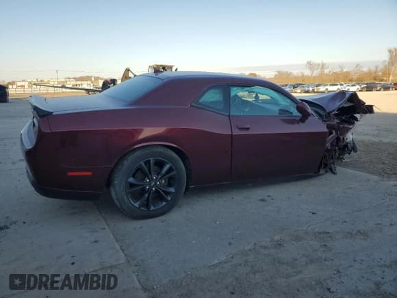 ✅ 2020 Dodge Challenger SXT • VIN: 2C3CDZGG4LH135382 • Лот: 91849315. Опубликован ранее на Copart с пробегом 54 067 миль. Бесплатный доступ к архиву аукционных продаж из США и подробный отчёт об истории автомобиля на DreamBid. Изображение 3.
