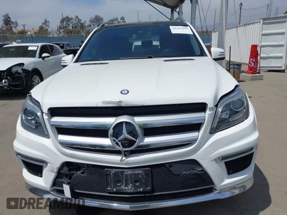 ✅ 2015 Mercedes-Benz GL 550 • VIN: 4JGDF7DE4FA479407 • Лот: 42261499. Опубликован ранее на IAAI с пробегом 93 462 миль. Бесплатный доступ к архиву аукционных продаж из США и подробный отчёт об истории автомобиля на DreamBid. Изображение 12.
