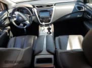 ✅ 2016 Nissan Murano Platinum • VIN: 5N1AZ2MH4GN126909 • Lot: 67561205. Wystawiony na Copart z przebiegiem 77 790 mil. Bezpłatny archiwum sprzedaży aukcyjnych z USA i szczegółowy raport historii pojazdu na DreamBid. Zdjęcie 8.