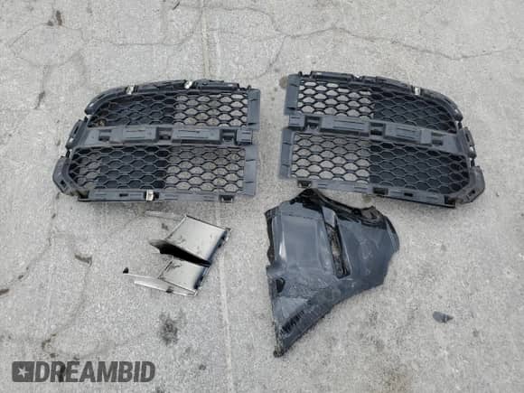 2017 Ram 1500 Tradesman с VIN 1C6RR7KM4HS558673, выставлен на аукционе Copart как лот 51341845 с пробегом 130 714 миль миль и Списание • Salvage title. История ставок и продаж доступна на DreamBid. Изображение 14.