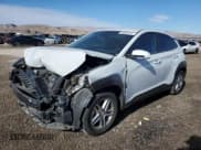 ✅ 2021 Hyundai Kona SE • VIN: KM8K12AA4MU609112 • Лот: 40596814. Опубликован ранее на Copart с пробегом 10 129 миль. Бесплатный доступ к архиву аукционных продаж из США и подробный отчёт об истории автомобиля на DreamBid. Изображение 1.
