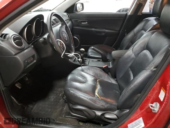 ✅ 2004 Mazda 3 s • VIN: JM1BK343541163414 • Lot: 86097975. Wystawiony na Copart z przebiegiem 249 634 mil. Bezpłatny archiwum sprzedaży aukcyjnych z USA i szczegółowy raport historii pojazdu na DreamBid. Zdjęcie 7.