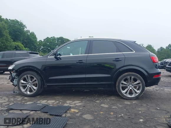 ✅ 2017 Audi Q3 Premium Plus • VIN: WA1JCCFS9HR010792 • Лот: 42370894. Опубликован ранее на IAAI с пробегом 99 034 миль. Бесплатный доступ к архиву аукционных продаж из США и подробный отчёт об истории автомобиля на DreamBid. Изображение 14.