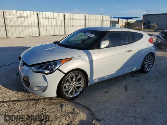 ✅ 2015 Hyundai Veloster • VIN: KMHTC6AD7FU222718 • Lot: 78081144. Wystawiony na Copart z przebiegiem 44 078 mil. Bezpłatny archiwum sprzedaży aukcyjnych z USA i szczegółowy raport historii pojazdu na DreamBid. Zdjęcie 1.