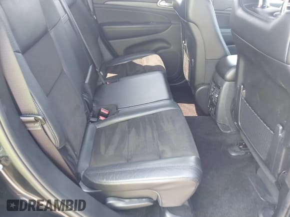 ✅ 2019 Jeep Grand Cherokee Upland • VIN: 1C4RJEAG7KC580233 • Lot: 41982230. Listed on IAAI with 47,917 mi. Free auction sales archive from the USA and detailed vehicle history report at DreamBid. Image 8.