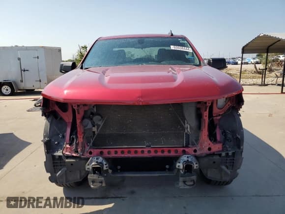 ✅ 2019 Chevrolet Silverado 1500 Custom • VIN: 1GCRWBEH8KZ331505 • Lot: 65938444. Wystawiony na Copart z przebiegiem 82 782 mil. Bezpłatny archiwum sprzedaży aukcyjnych z USA i szczegółowy raport historii pojazdu na DreamBid. Zdjęcie 5.