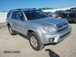 ✅ 2007 Toyota 4Runner SR5 • VIN: JTEZU14R870093057 • Lot: 43374864. Wystawiony na IAAI z przebiegiem 303 830 mil. Bezpłatny archiwum sprzedaży aukcyjnych z USA i szczegółowy raport historii pojazdu na DreamBid. Zdjęcie 1.