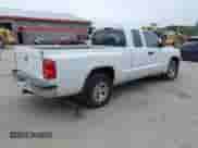 2008 Dodge Dakota ST с VIN 1D7HE22K28S510421, выставлен на аукционе IAAI как лот 42686505 с пробегом 138 167 миль миль и . История ставок и продаж доступна на DreamBid. Изображение 4.