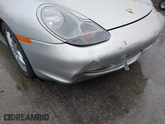 ✅ 2003 Porsche Boxster • VIN: WP0CA29873U622672 • Lot: 42365548. Listed on IAAI with 28,619 mi. Free auction sales archive from the USA and detailed vehicle history report at DreamBid. Image 16.