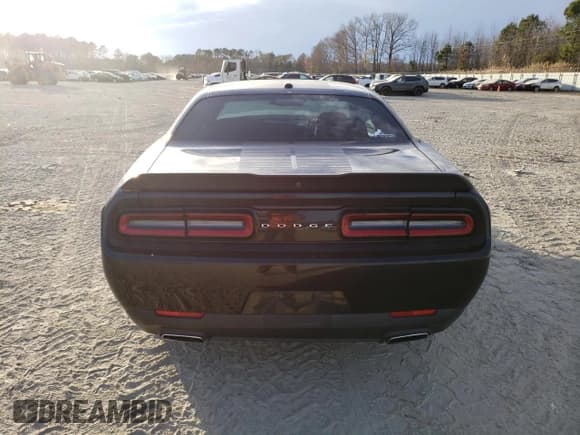 ✅ 2017 Dodge Challenger SXT • VIN: 2C3CDZAG3HH666248 • Lot: 42580863. Wystawiony na Copart z przebiegiem 91 146 mil. Bezpłatny archiwum sprzedaży aukcyjnych z USA i szczegółowy raport historii pojazdu na DreamBid. Zdjęcie 6.