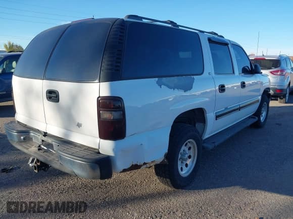 ✅ 2001 Chevrolet Suburban LT • VIN: 3GNEC16T21G185855 • Лот: 43623902. Опубликован ранее на IAAI с пробегом 187 448 миль. Бесплатный доступ к архиву аукционных продаж из США и подробный отчёт об истории автомобиля на DreamBid. Изображение 4.