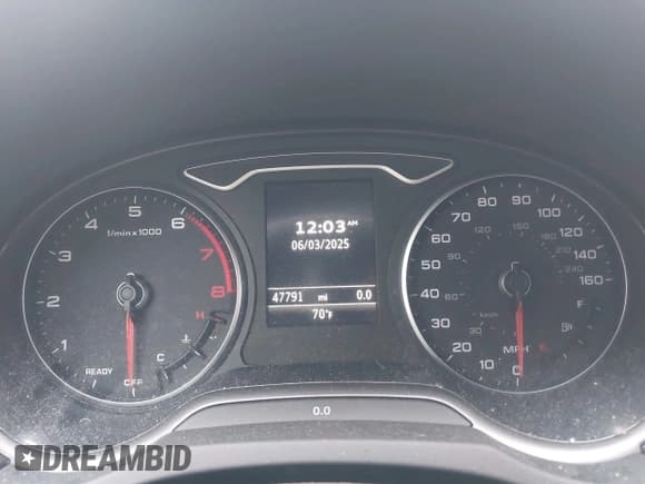 ✅ 2020 Audi A3 Premium Plus • VIN: WAUCUGFF3LA098989 • Lot: 42431436. Wystawiony na IAAI z przebiegiem 47 791 mil. Bezpłatny archiwum sprzedaży aukcyjnych z USA i szczegółowy raport historii pojazdu na DreamBid. Zdjęcie 7.