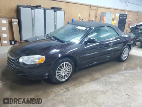 ✅ 2004 Chrysler Sebring LXi • VIN: 1C3EL55R64N131979 • Lot: 83812115. Wystawiony na Copart z przebiegiem 42 359 mil. Bezpłatny archiwum sprzedaży aukcyjnych z USA i szczegółowy raport historii pojazdu na DreamBid. Zdjęcie 1.