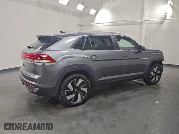 ✅ 2025 Volkswagen Atlas SE • VIN: 1V2HE2CA4SC204398 • Лот: 93465785. Опубликован ранее на Copart с пробегом 17 247 миль. Бесплатный доступ к архиву аукционных продаж из США и подробный отчёт об истории автомобиля на DreamBid. Изображение 3.