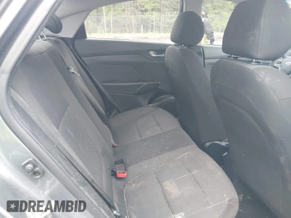 ✅ 2018 Hyundai Accent SE • VIN: 3KPC24A35JE015593 • Лот: 41973931. Опубликован ранее на IAAI с пробегом 119 135 миль. Бесплатный доступ к архиву аукционных продаж из США и подробный отчёт об истории автомобиля на DreamBid. Изображение 8.