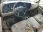 ✅ 2007 Chevrolet Silverado 2500HD LS • VIN: 1GCHC23U37F198200 • Lot: 81631835. Wystawiony na Copart z przebiegiem Nie podano. Bezpłatny archiwum sprzedaży aukcyjnych z USA i szczegółowy raport historii pojazdu na DreamBid. Zdjęcie 8.