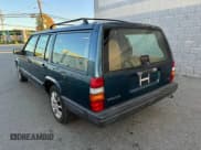 ✅ 1994 Volvo 940 • VIN: YV1JW8314R1108452 • Lot: 84460984. Wystawiony na Copart z przebiegiem 142 718 mil. Bezpłatny archiwum sprzedaży aukcyjnych z USA i szczegółowy raport historii pojazdu na DreamBid. Zdjęcie 3.