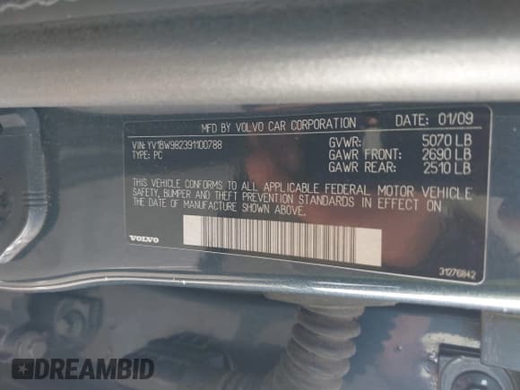 ✅ 2009 Volvo V70 • VIN: YV1BW982391100788 • Lot: 41717478. Listed on IAAI with 101,668 mi. Free auction sales archive from the USA and detailed vehicle history report at DreamBid. Image 9.