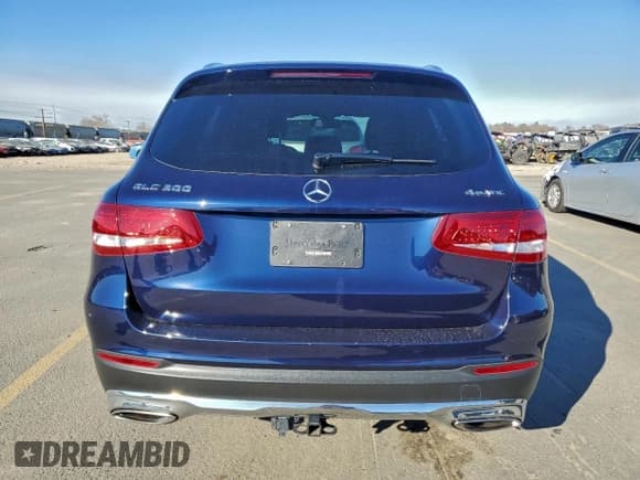 ✅ 2019 Mercedes-Benz GLC 300 • VIN: WDC0G4KB4KV187163 • Лот: 94186475. Опубликован ранее на Copart с пробегом 55 399 миль. Бесплатный доступ к архиву аукционных продаж из США и подробный отчёт об истории автомобиля на DreamBid. Изображение 6.