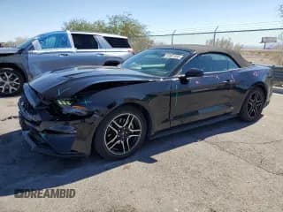 ✅ 2021 Ford Mustang EcoBoost • VIN: 1FATP8UH7M5106256 • Lot: 83861585. Wystawiony na Copart z przebiegiem 80 014 mil. Bezpłatny archiwum sprzedaży aukcyjnych z USA i szczegółowy raport historii pojazdu na DreamBid. Zdjęcie 1.