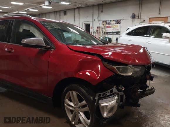 ✅ 2019 Chevrolet Equinox Premier • VIN: 2GNAXYEX8K6271491 • Лот: 42382568. Опубликован ранее на IAAI с пробегом 100 954 миль. Бесплатный доступ к архиву аукционных продаж из США и подробный отчёт об истории автомобиля на DreamBid. Изображение 17.