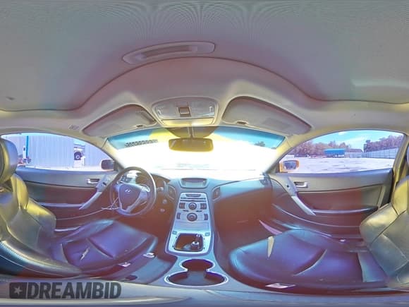 ✅ 2010 Hyundai Genesis Coupe Track • VIN: KMHHU6KH0AU012393 • Lot: 68636225. Wystawiony na Copart z przebiegiem 102 307 mil. Bezpłatny archiwum sprzedaży aukcyjnych z USA i szczegółowy raport historii pojazdu na DreamBid. Zdjęcie 15.