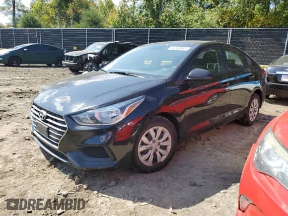 2020 Hyundai Accent SE z VIN 3KPC24A62LE125904, wystawiony jako Copart lot #70260803 z przebiegiem 37 850 mil mil oraz . Historia ofert i sprzedaży dostępna na DreamBid. Obrazek 1.