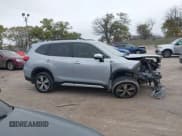 ✅ 2020 Subaru Forester Touring • VIN: JF2SKAXC3LH540586 • Lot: 43524052. Listed on IAAI with Not provided. Free auction sales archive from the USA and detailed vehicle history report at DreamBid. Image 13.