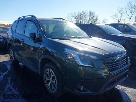 ✅ 2024 Subaru Forester Premium • VIN: JF2SKACC4RH408726 • Lot: 43552593. Listed on IAAI with 15,375 mi. Free auction sales archive from the USA and detailed vehicle history report at DreamBid. Image 1.