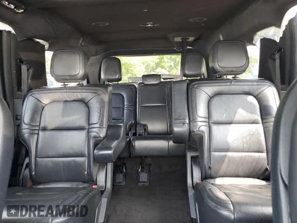 ✅ 2022 Lincoln Navigator Reserve • VIN: 5LMJJ3LT3NEL10719 • Лот: 85568355. Опубликован ранее на Copart с пробегом 41 818 миль. Бесплатный доступ к архиву аукционных продаж из США и подробный отчёт об истории автомобиля на DreamBid. Изображение 10.