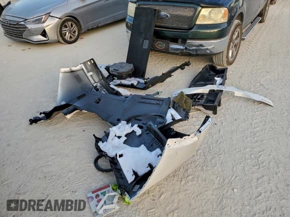 ✅ 2025 Mazda CX-70 S Premium • VIN: JM3KJDHC6S1108493 • Lot: 95164825. Listed on Copart with 13,547 mi. Free auction sales archive from the USA and detailed vehicle history report at DreamBid. Image 13.