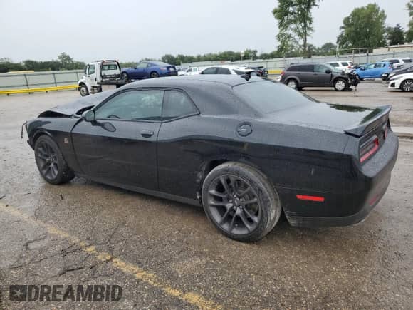 ✅ 2021 Dodge Challenger R/T Scat Pack Widebody • VIN: 2C3CDZFJXMH571152 • Lot: 71619455. Wystawiony na Copart z przebiegiem 40 768 mil mil. Skorzystaj z bezpłatnego archiwum sprzedaży aukcyjnych z USA i zobacz szczegółowy raport historii pojazdu na DreamBid. Zdjęcie 2.