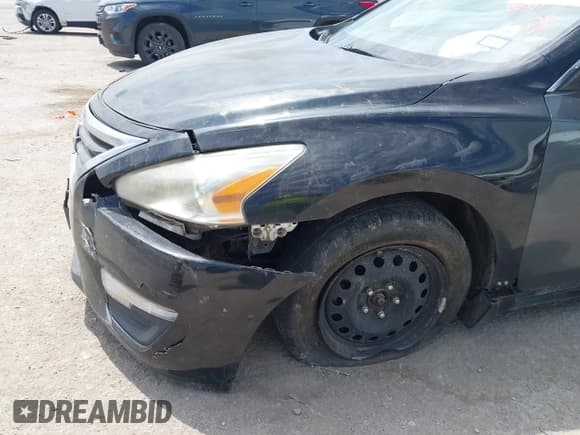 ✅ 2013 Nissan Altima SV • VIN: 1N4AL3AP2DN584568 • Lot: 42831618. Listed on IAAI with 189,454 mi. Free auction sales archive from the USA and detailed vehicle history report at DreamBid. Image 6.