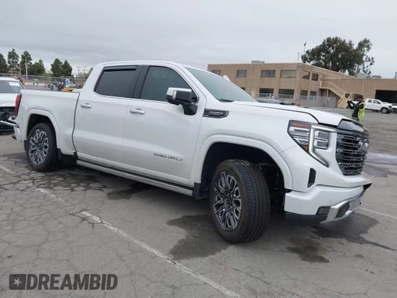✅ 2023 GMC Sierra 1500 Denali Ultimate • VIN: 1GTUUHEL2PZ298886 • Лот: 41976852. Опубликован ранее на IAAI с пробегом 15 586 миль. Бесплатный доступ к архиву аукционных продаж из США и подробный отчёт об истории автомобиля на DreamBid. Изображение 1.