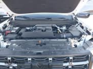 ✅ 2024 GMC Canyon 4WD AT4 • VIN: 1GTP6DEK1R1144016 • Lot: 43282257. Listed on IAAI with 18,298 mi. Free auction sales archive from the USA and detailed vehicle history report at DreamBid. Image 10.