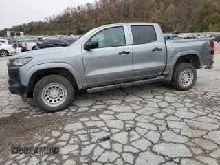 ✅ 2023 Chevrolet Colorado 4WD Work Truck • VIN: 1GCPTBEK1P1255921 • Лот: 79554184. Опубликован ранее на Copart с пробегом 8 452 миль. Бесплатный доступ к архиву аукционных продаж из США и подробный отчёт об истории автомобиля на DreamBid. Изображение 1.