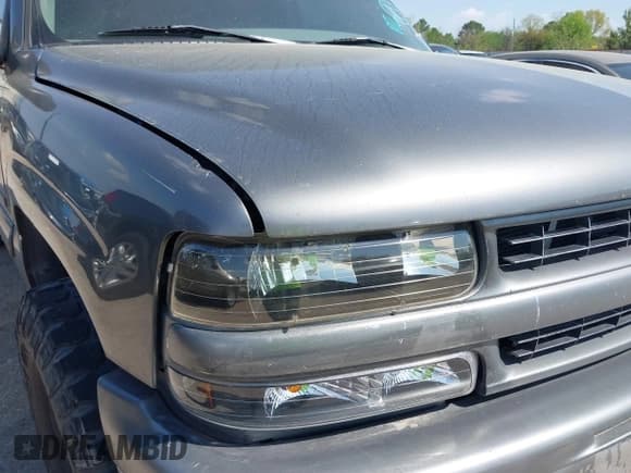 ✅ 2000 Chevrolet Suburban LS • VIN: 3GNEC16T2YG104878 • Лот: 40464441. Опубликован ранее на IAAI с пробегом 233 868 миль. Бесплатный доступ к архиву аукционных продаж из США и подробный отчёт об истории автомобиля на DreamBid. Изображение 6.