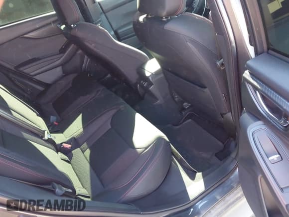 ✅ 2022 Subaru WRX Premium • VIN: JF1VBAF60N9033025 • Lot: 43408043. Wystawiony na IAAI z przebiegiem 7 176 mil. Bezpłatny archiwum sprzedaży aukcyjnych z USA i szczegółowy raport historii pojazdu na DreamBid. Zdjęcie 8.