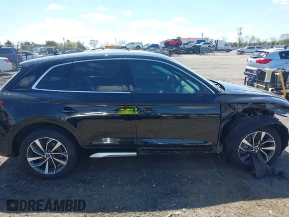 ✅ 2021 Audi Q5 • VIN: WA1BABFYXM2045191 • Lot: 42034409. Wystawiony na IAAI z przebiegiem 98 507 mil. Bezpłatny archiwum sprzedaży aukcyjnych z USA i szczegółowy raport historii pojazdu na DreamBid. Zdjęcie 14.