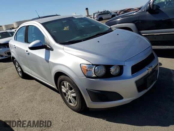 2014 Chevrolet Sonic LT с VIN 1G1JC5SG8E4104604, выставлен на аукционе Copart как лот 70347644 с пробегом 157 657 миль миль и Чистый • Clean title. История ставок и продаж доступна на DreamBid. Изображение 4.